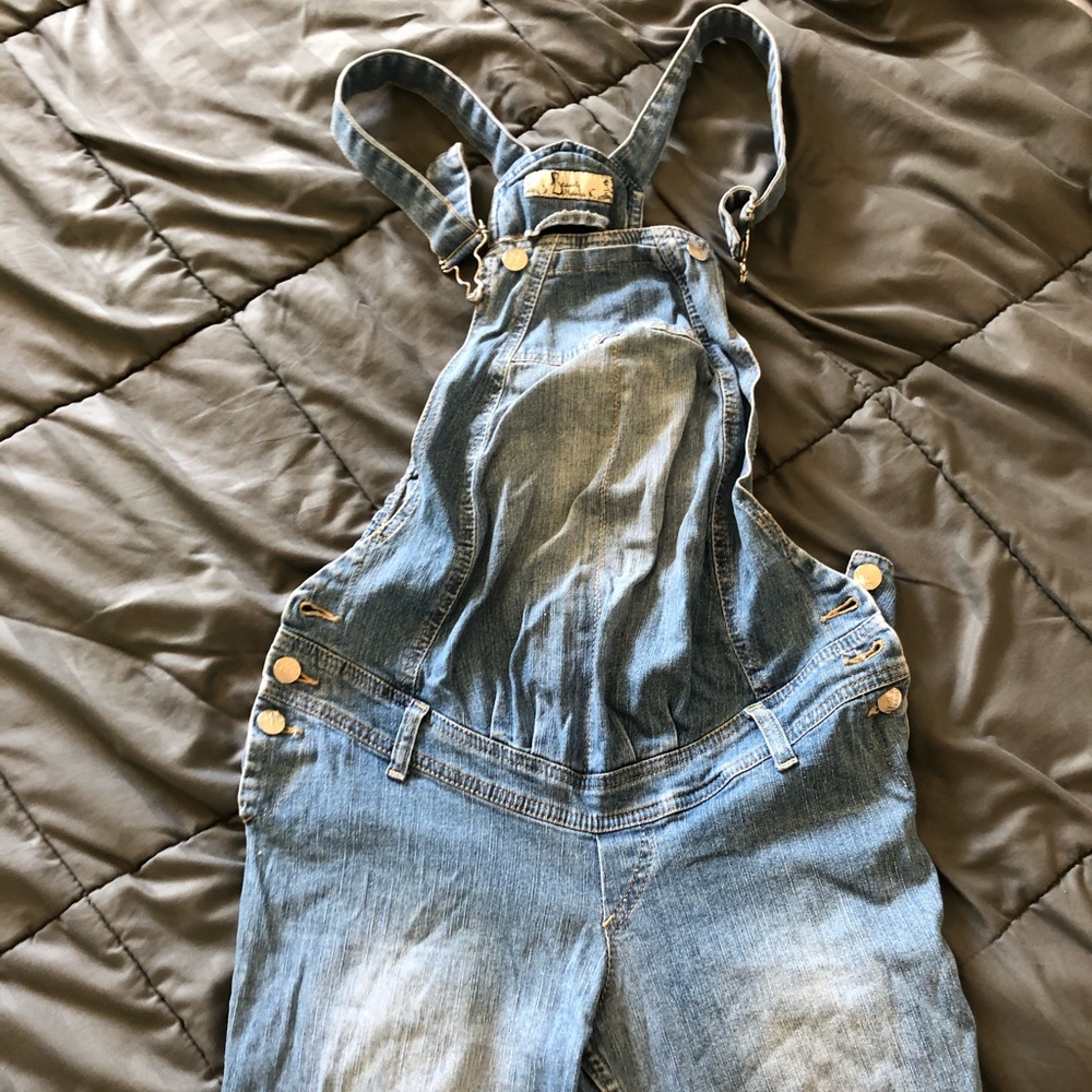 Maternity overalls